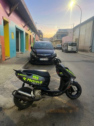 Aprilia Sonic 50 Scooter