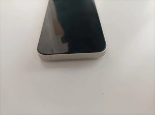 iPhone 13 bianco nuovissimo e poco usato