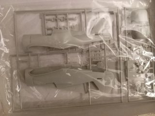 Academy P-36A Hawk 1/48