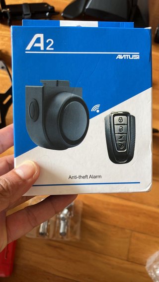 ACCESORIOS NUEVOS SIN ESTRENAR PARA HONDA CB650R