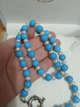 Collana perle turchesi e bianche