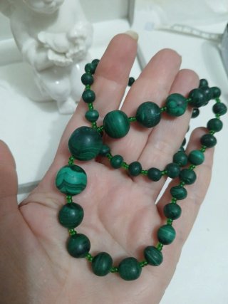 Collana in malachite naturale