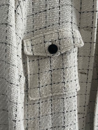Sobrecamisa estructura cuadros Zara.