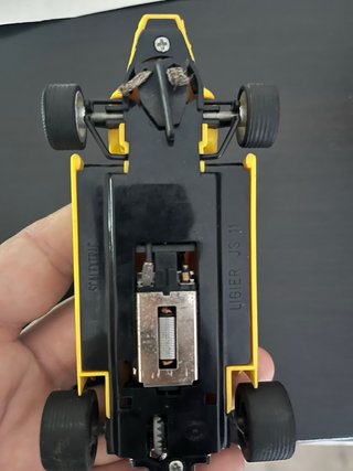 Macchine Scalextric Rosse e Gialle