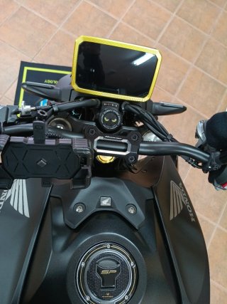 Honda CB 1000 Hotner SP Negra y Dorada