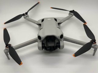 DJI Mini 4 Pro Fly More Combo