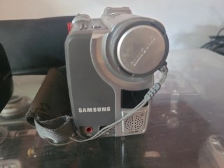Cámara de vídeo Samsung Plata