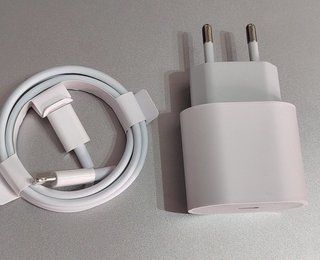 Cargador Rápido 20W iPhone 14 13 12 11 compartible