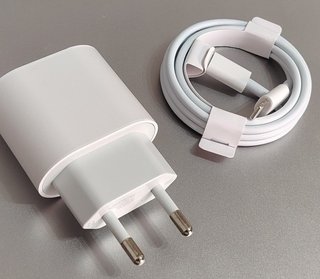 Cargador Rápido 20W iPhone 14 13 12 11 compartible
