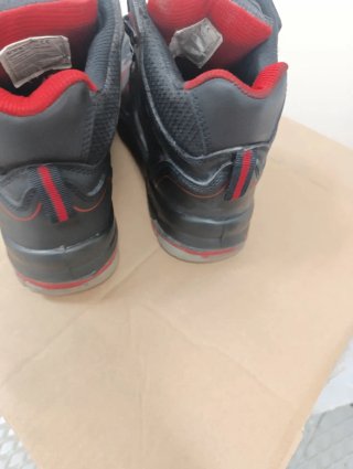 Botas de seguridad Safetop negras y rojas