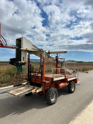 Máquina recolectora de fruta