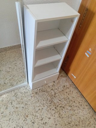 Mueble de baño espejo y estantes