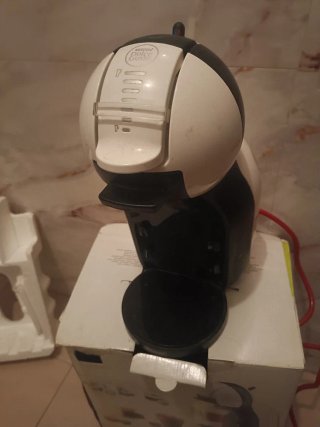 Cafetera Dolce Gusto DeLonghi EDG305