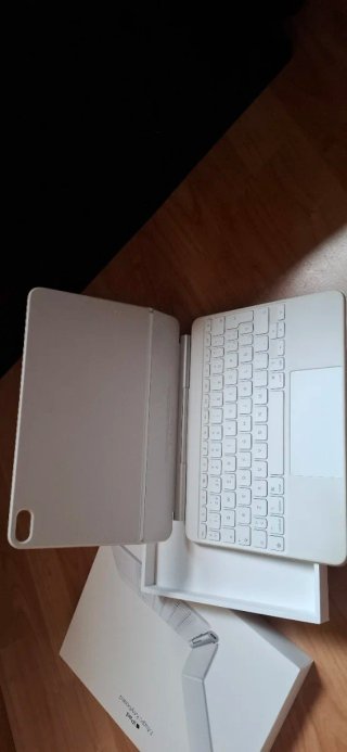 iPad Air 11 (2025)+ Magic Keyboard + Pencil