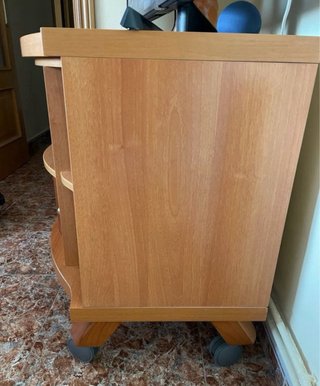 Mueble TV madera con ruedas