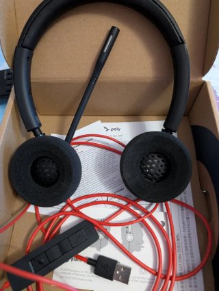 Auriculares Poly Blackwire 3320A