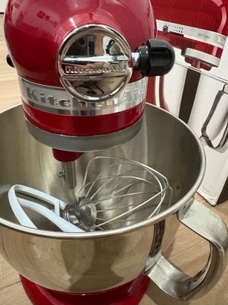 Batidora KitchenAid Artisan de color rojo