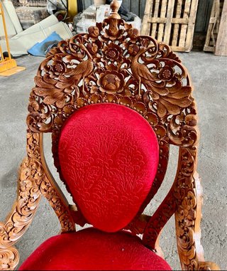 Conjunto Muebles Indú: Sofá, Sillas y Mesa