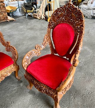 Conjunto Muebles Indú: Sofá, Sillas y Mesa