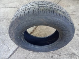 Neumático Bridgestone 265/65 R17