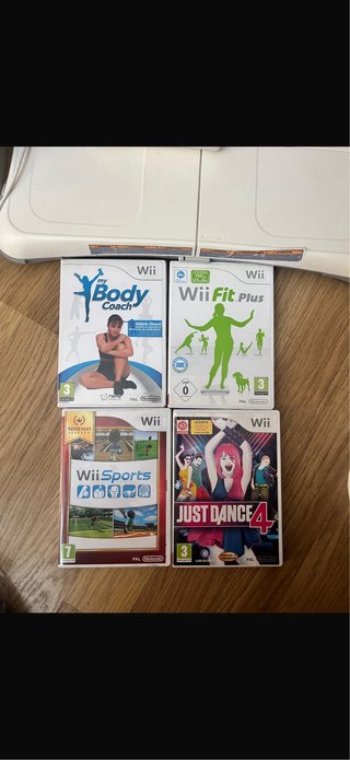 Consola Wii + Balance Board + Juegos