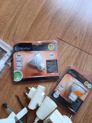 Regalo por compra lote material electricidad