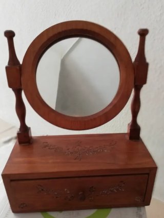 Joyero madera con espejo y cajón extraíble