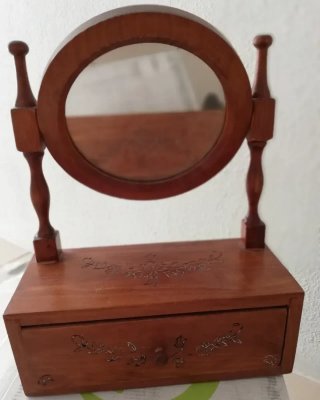 Joyero madera con espejo y cajón extraíble