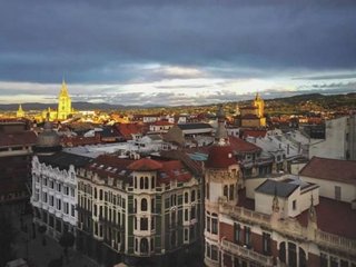Piso en alquiler en Parque del Oeste - Olivares en Oviedo