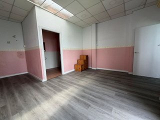 Local comercial en alquiler en Huerta del Pilar en Sevilla
