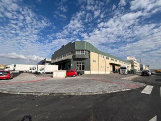 Nave industrial en alquiler en Pla de la Vallonga - Bacarot en Alicante