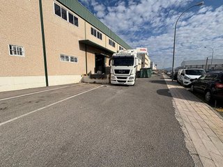 Nave industrial en alquiler en Pla de la Vallonga - Bacarot en Alicante