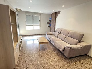 Piso en alquiler en Carrús Est - Camí dels Magros en Elche