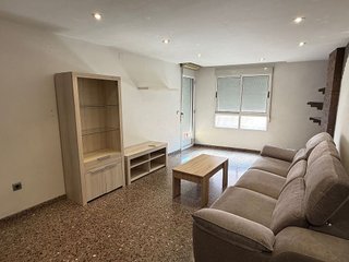Piso en alquiler en Carrús Est - Camí dels Magros en Elche