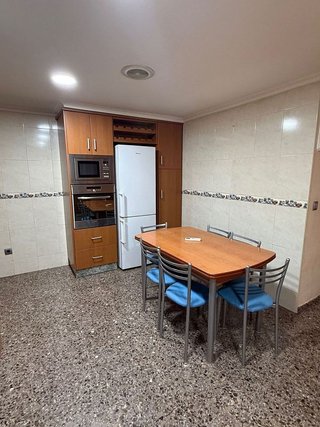 Piso en alquiler en Carrús Est - Camí dels Magros en Elche