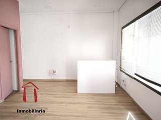 Local comercial en alquiler en Zona de Cueva de Menga en Antequera