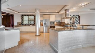 Piso en alquiler en Puerto Banús en Marbella
