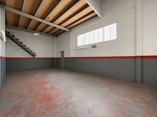 Nave industrial en venta en Valdepelayo - Montepinos - Arroyo Culebro en Leganés