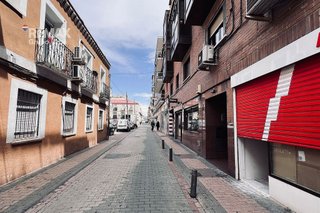 Local comercial en alquiler en Numancia en Madrid
