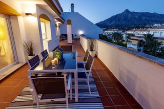 Piso en alquiler en Nueva Andalucía centro en Marbella