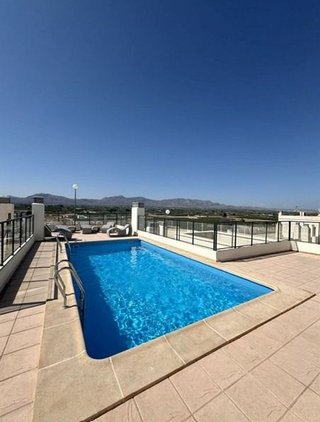 Piso en alquiler en Albatera