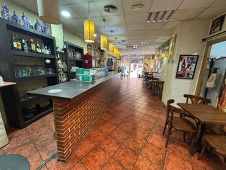 Local comercial en alquiler en Sant Isidre en Valencia