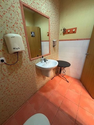 Local comercial en alquiler en Sant Isidre en Valencia