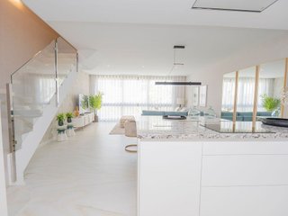 Casa adosada en alquiler en Los Naranjos - Las Brisas en Marbella