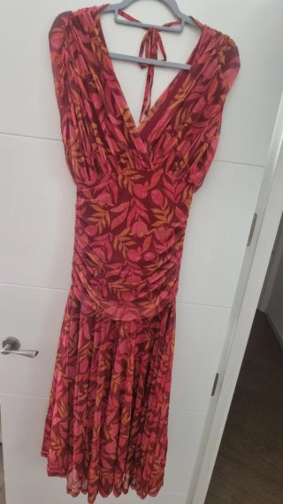Vestido Alliwant floral. Sin estrenar