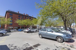 Local comercial en venta en San Isidro - Los Almendros en Alcalá de Henares