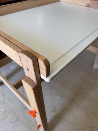 EscritorioInfantil Ikea Flisat. Muy poco uso