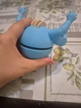 Figura Pokémon Machamp Bola