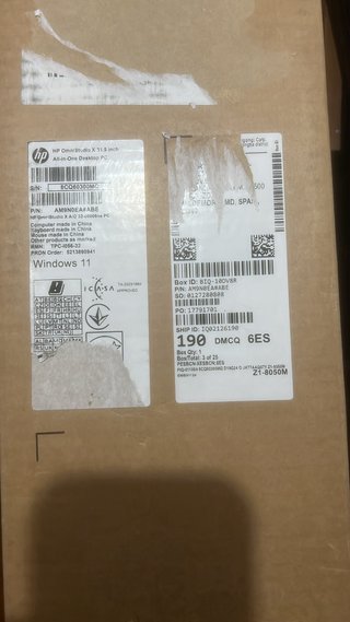 HP OmniStudio X 32-c0008ns All-in-One RTX 4050