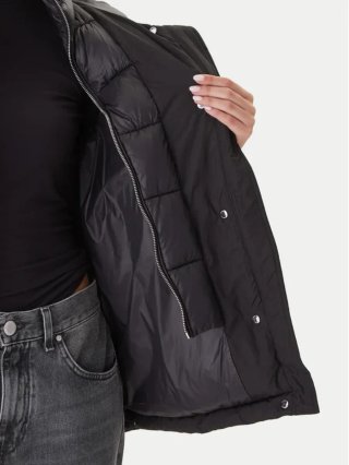 Chaqueta Michael Kors acolchada negra